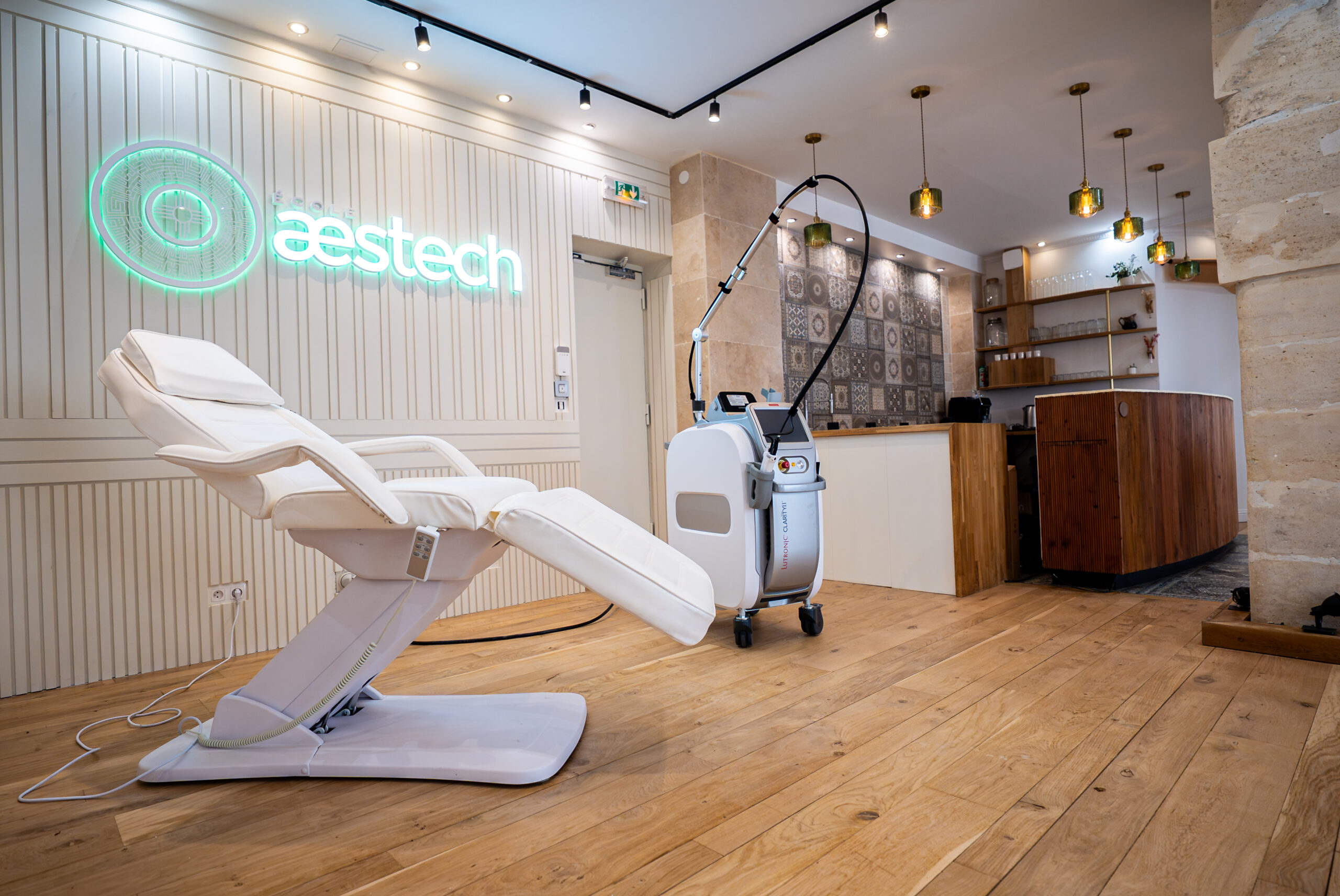 Ecole Aestech - Machines