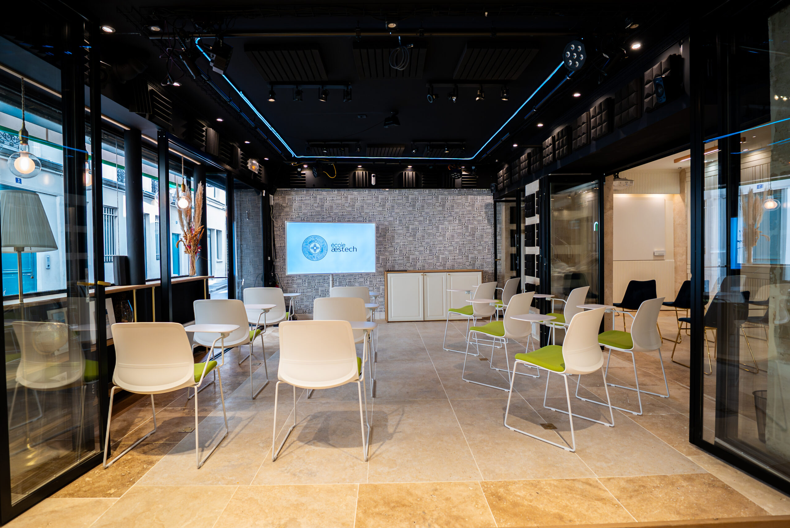 Ecole Aestech - Salle de cours